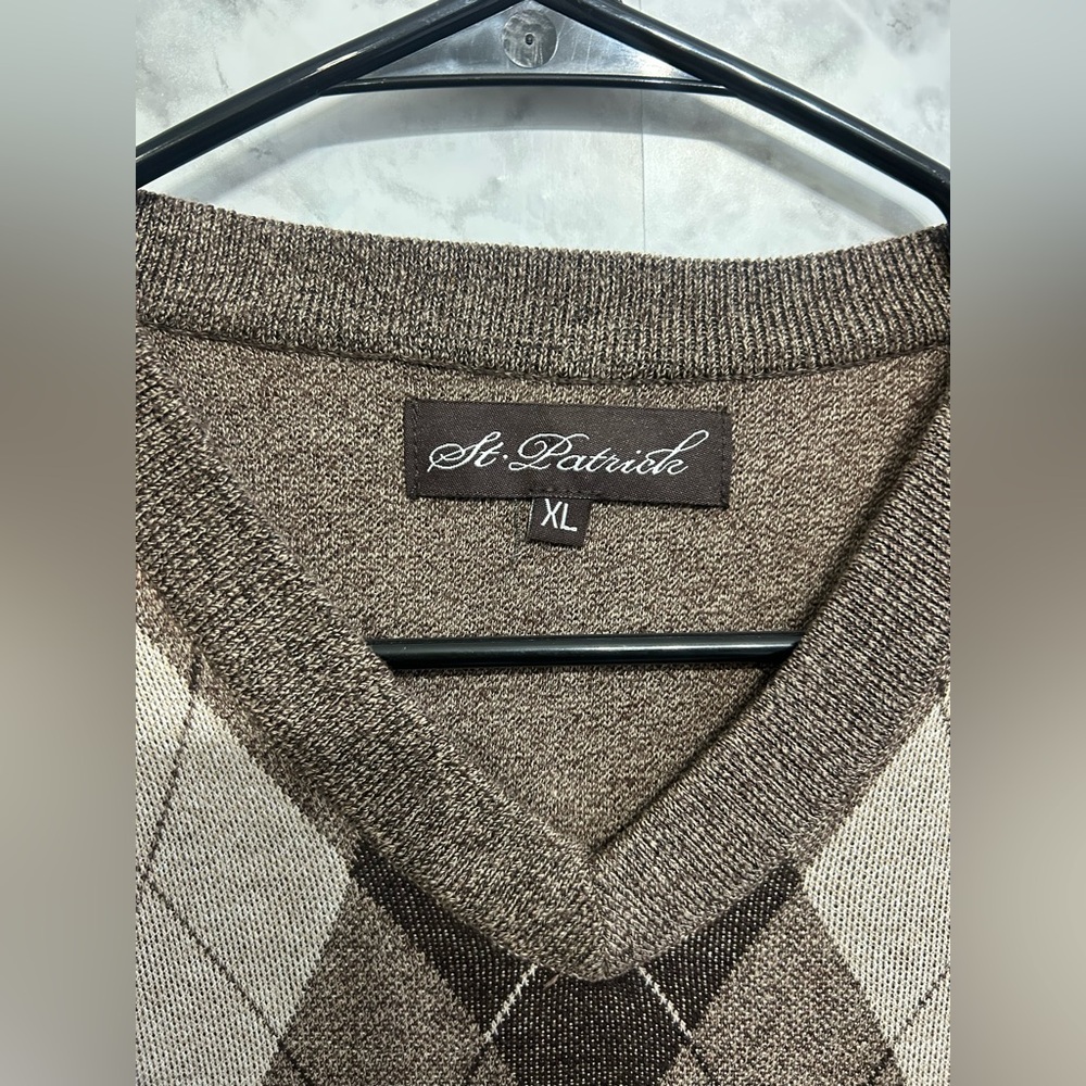 St. Patrick Brown & Cream Argyle V-Neck Sweater Vest/ XL - Picture 2 of 6